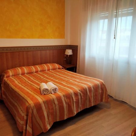 Hotel Kristall San Donà di Piave Exteriör bild