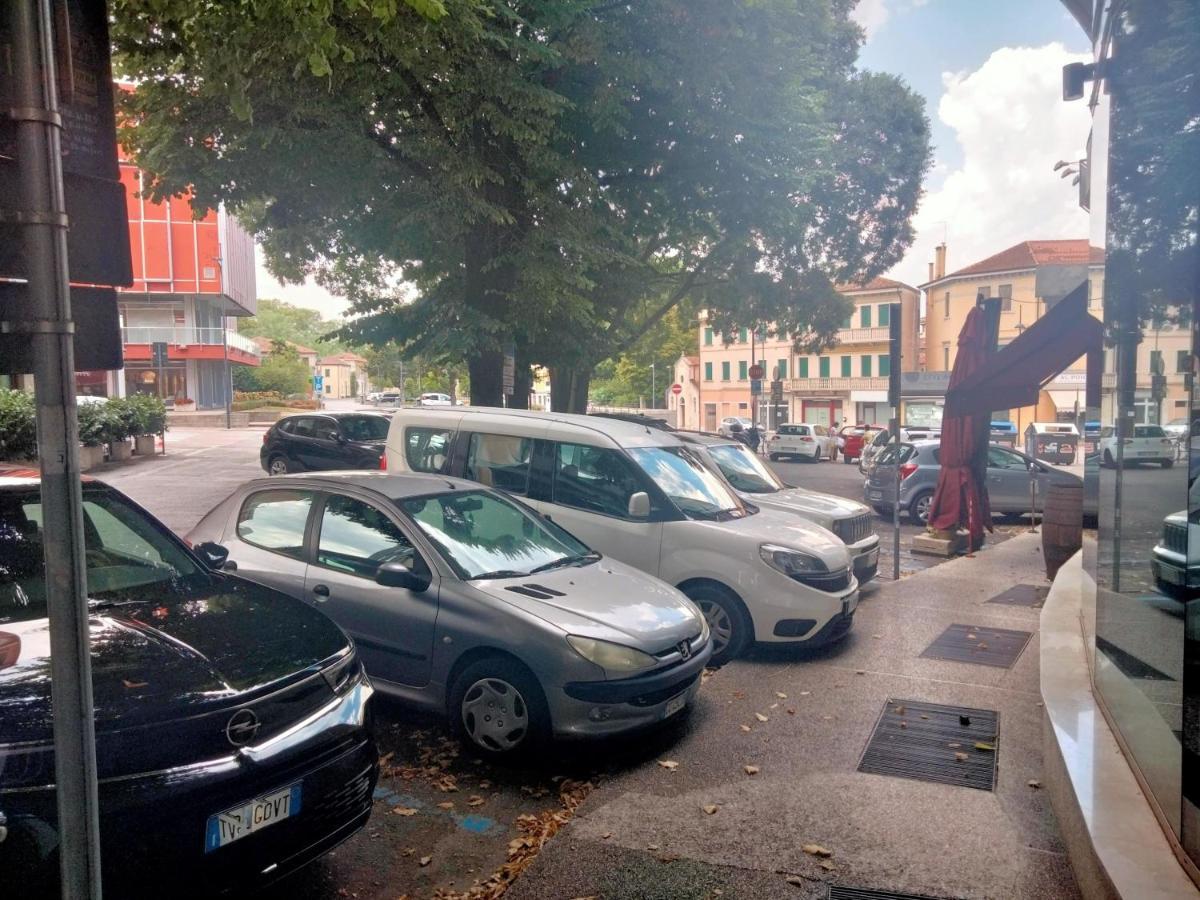 Hotel Kristall San Donà di Piave Exteriör bild