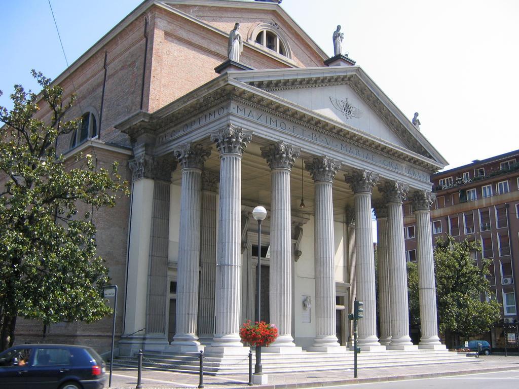 Hotel Kristall San Donà di Piave Exteriör bild